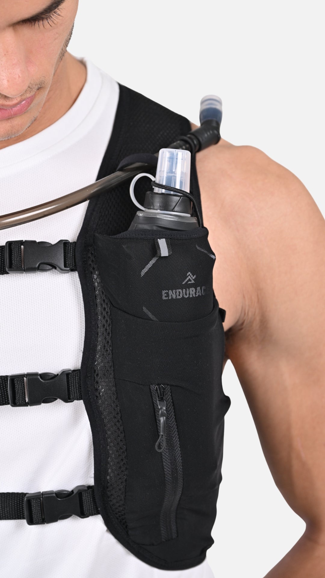 Unisex 8 Litres Black Hydration Vest (With 2x500ML Soft Flasks + 1x2L Reservoir)