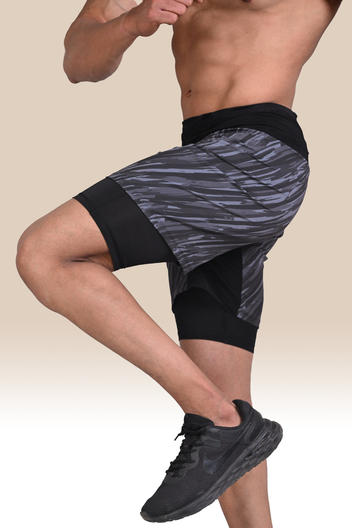 Long Distance Running Shorts - 7 Pockets, 3 Layered - Black