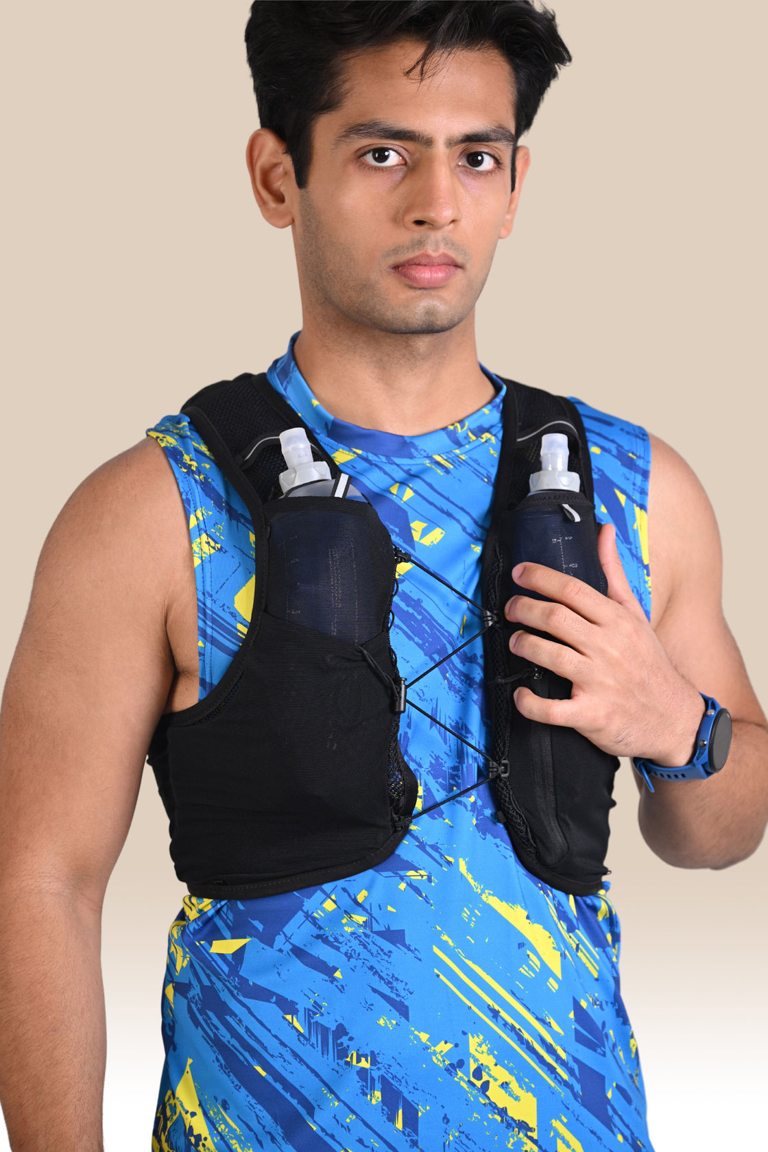 Pre Order - Unisex 8 Liters Hydration Vest - Black`