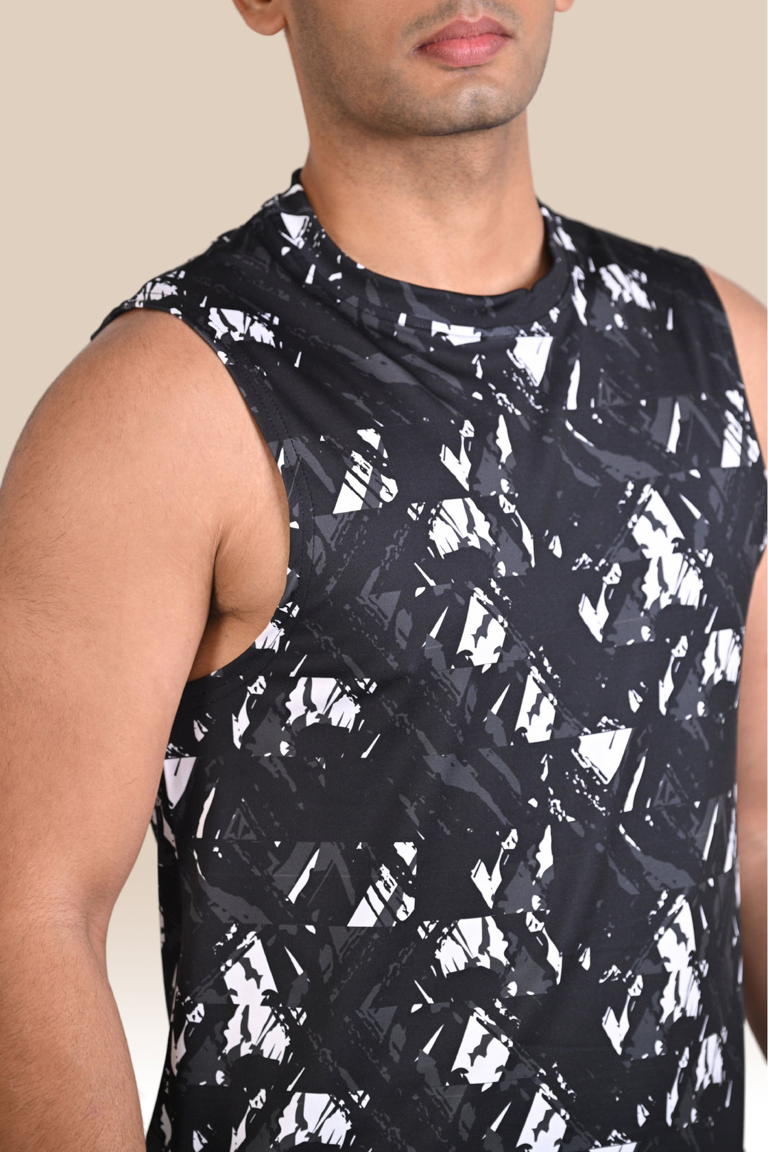 Men's Graphic Tank Top - Black & White